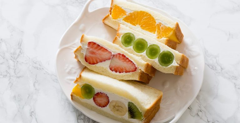 fruit sandwich